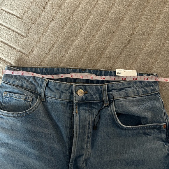 Zara regular fit Jean highrise - Picture 6 of 9